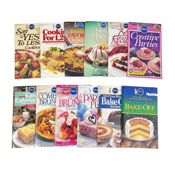 Pillsbury Recipes Lot 12 Vintage Booklets Baking Party Meals Cookbook Pamphlets - Picture 1 of 7